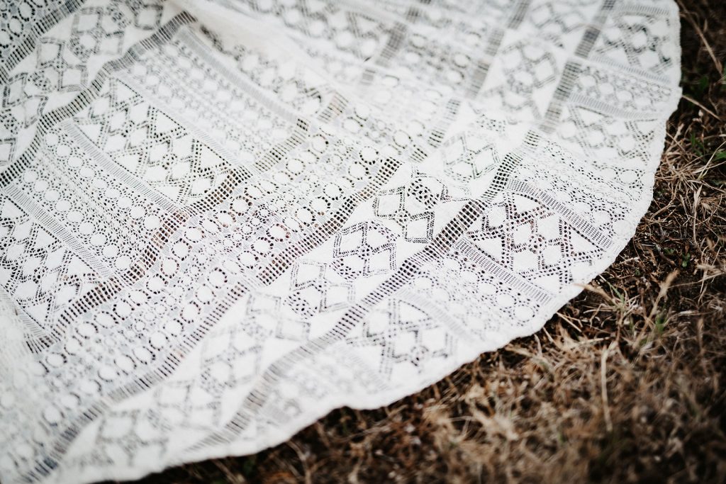 Styled Weddingshoot Camel-Love Kleid Pretty Beautiful Events